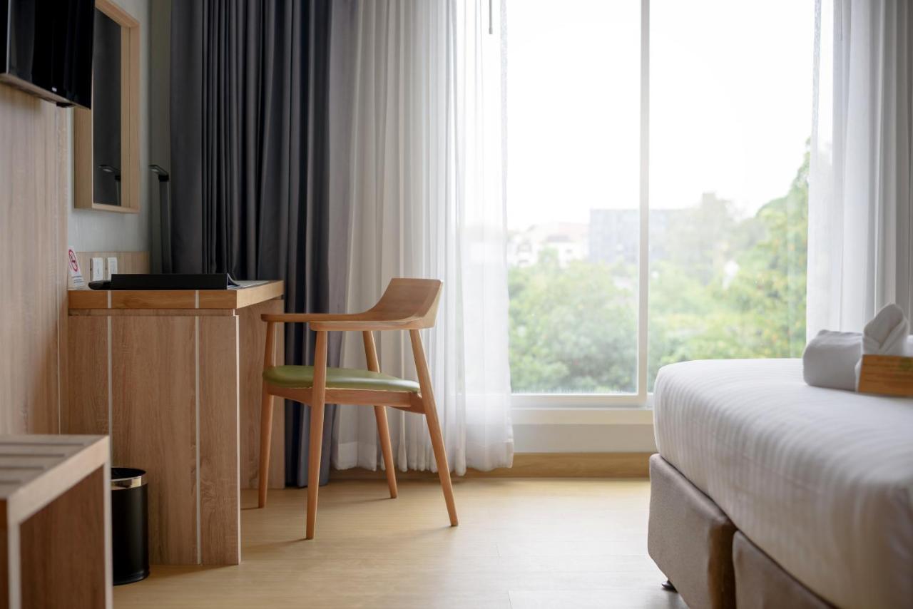 Prime Square Hotel Chiang Mai Bagian luar foto
