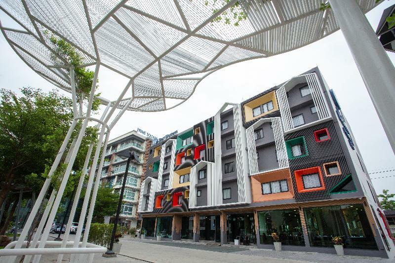 Prime Square Hotel Chiang Mai Bagian luar foto